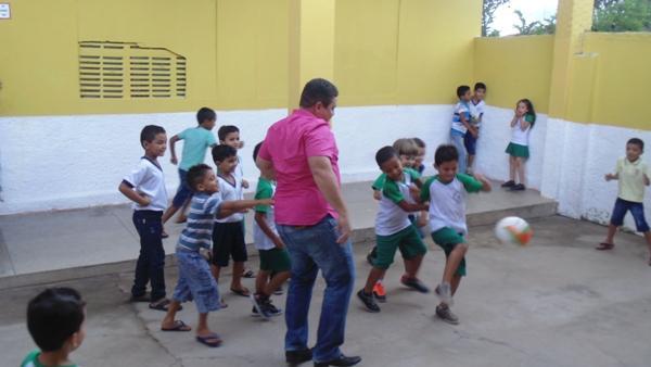  Prefeito Tairo visita escolas da rede municipal de ensino  - Imagem 10