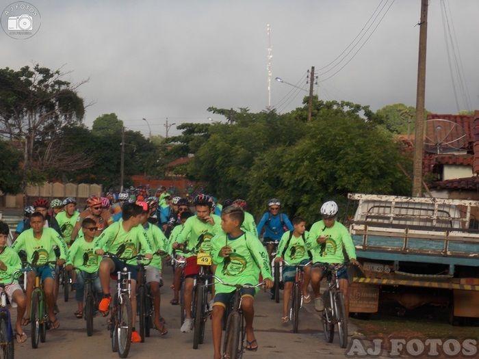 Centenas de ciclistas participaram da realização do II Cicloturismo - Imagem 57