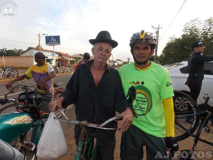 Centenas de ciclistas participaram da realização do II Cicloturismo - Imagem 25
