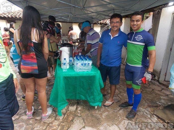 Centenas de ciclistas participaram da realização do II Cicloturismo - Imagem 15