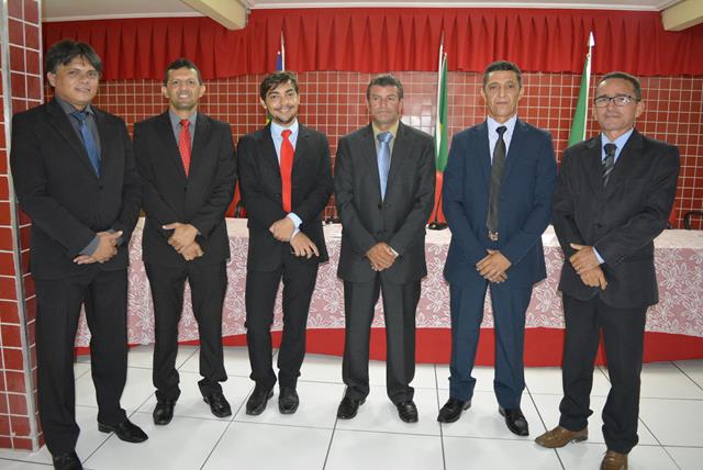 Presidente da Câmara, Rogerio Mota assume prefeitura de Pimenteiras - Imagem 12