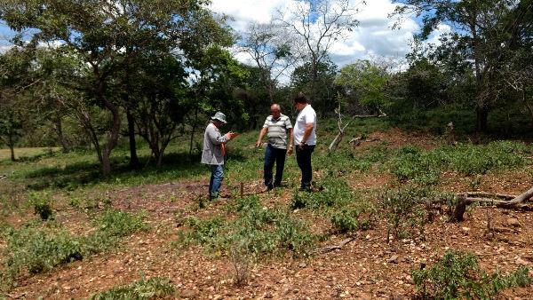 Prefeito visita localidades onde estão prevista obras de Melhorias  - Imagem 7