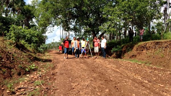 Prefeito visita localidades onde estão prevista obras de Melhorias  - Imagem 2