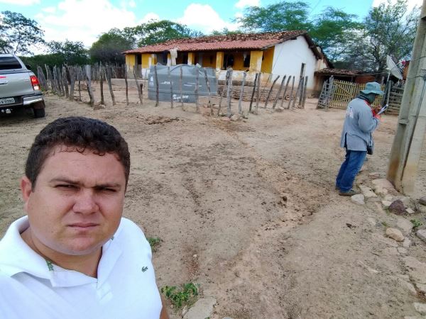 Prefeito visita localidades onde estão prevista obras de Melhorias  - Imagem 9