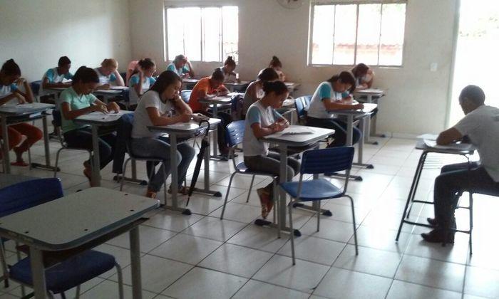 Alunos participam do Concurso Canguru de Matemática - Imagem 1