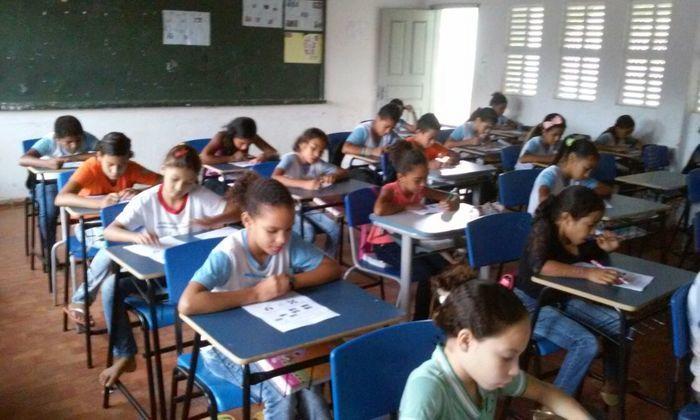 Alunos participam do Concurso Canguru de Matemática - Imagem 13