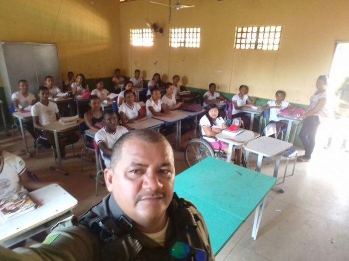 Polícia Militar realiza visitas e palestras em escolas de Redenção  - Imagem 1