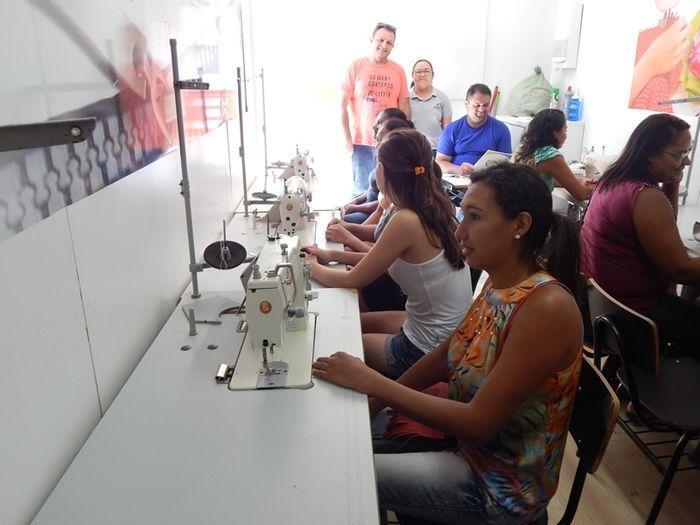 Prefeitura e governo estadual ofertam cursos profissionalizantes - Imagem 4