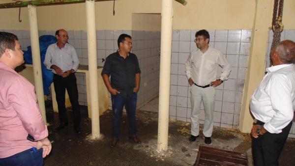 Audiência pública sobre o matadouro é realizada em Santo Inácio     - Imagem 7