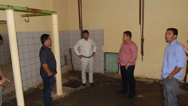 Audiência pública sobre o matadouro é realizada em Santo Inácio     - Imagem 4