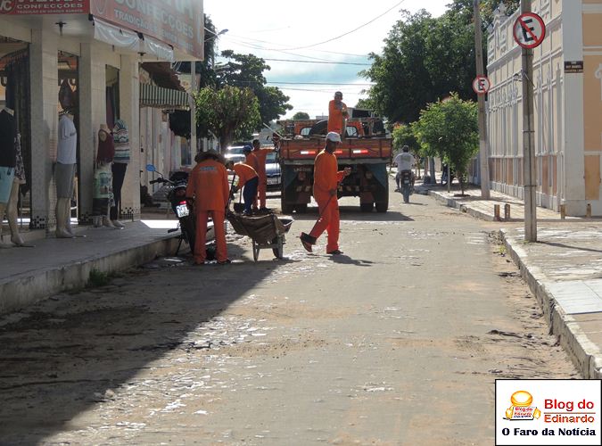 Município intensifica limpeza em toda cidade - Imagem 6