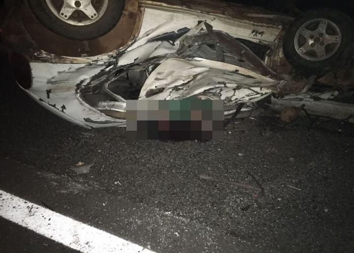 Acidente envolvendo automóvel e micro-ônibus deixa uma pessoa morta - Imagem 1