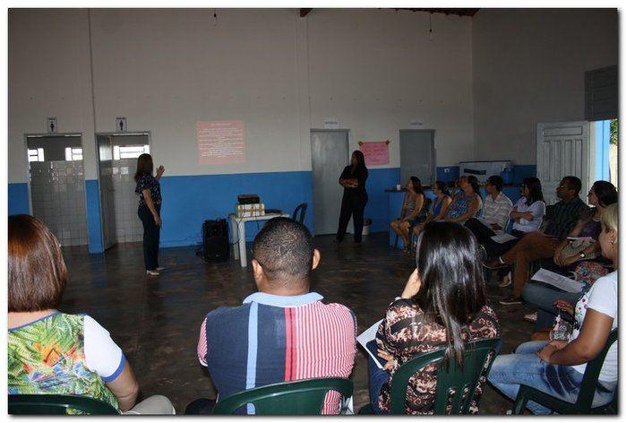 Secretária de Assistência Social reúne técnicos em capacitação - Imagem 6