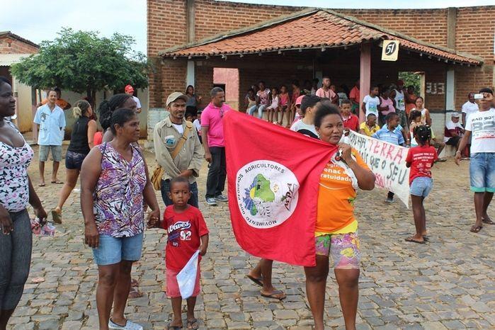 Manifestantes Bloqueiam BR 230, na Altura da Comunidade dos Potes - Imagem 6