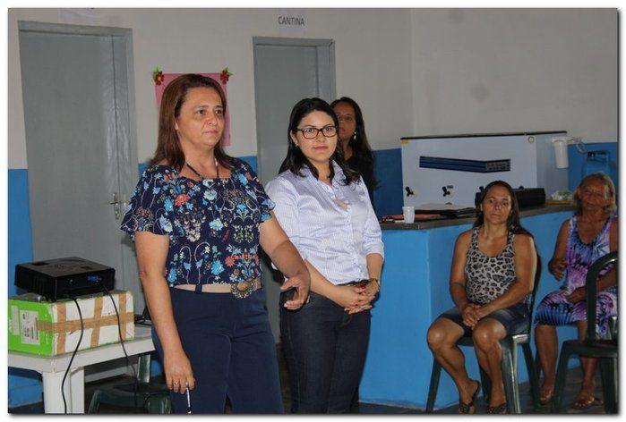 Secretária de Assistência Social reúne técnicos em capacitação - Imagem 10