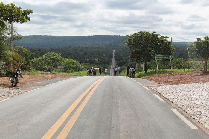 Manifestantes Bloqueiam BR 230, na Altura da Comunidade dos Potes - Imagem 14