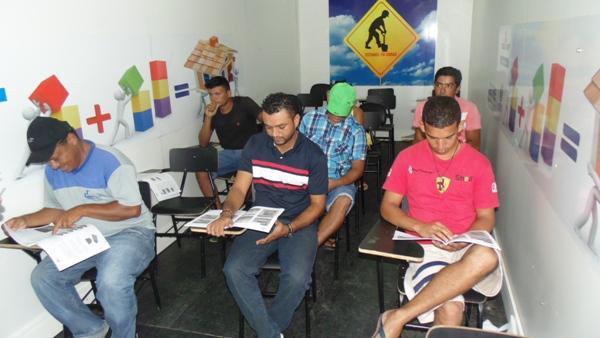 Curso de qualificação na construção civil teve início nesta segunda - Imagem 3