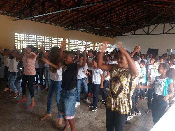 Ano letivo tem início em Santo Inácio com presença de pais - Imagem 13