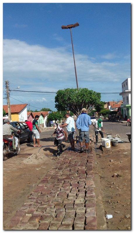 Avenida Castelo Branco passa por reforma e podagem  - Imagem 2