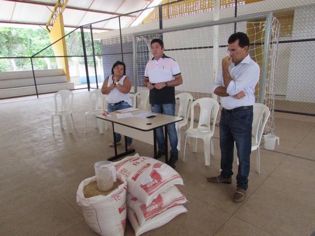 Agricultores do Brejo da Fortaleza Recebem Sementes de Feijão - Imagem 15