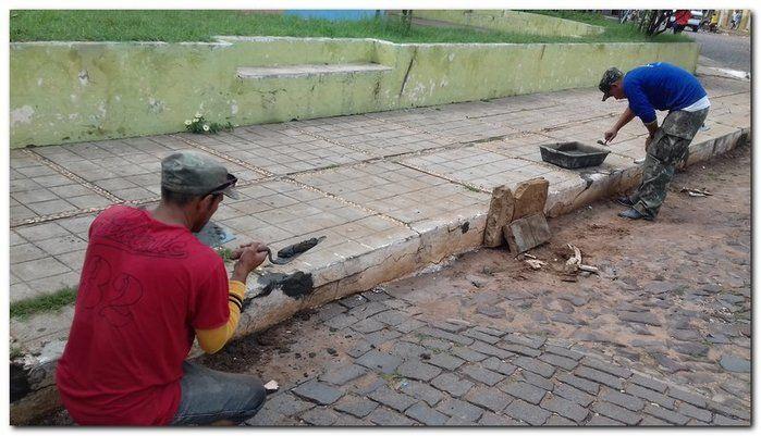 Praça Monsenhor está sendo reformada - Imagem 2
