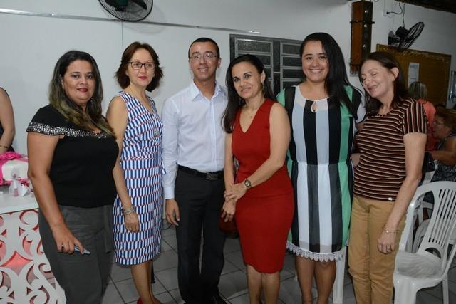 Prefeitura e Câmara realizaram Homenagem as Mulheres - Imagem 88