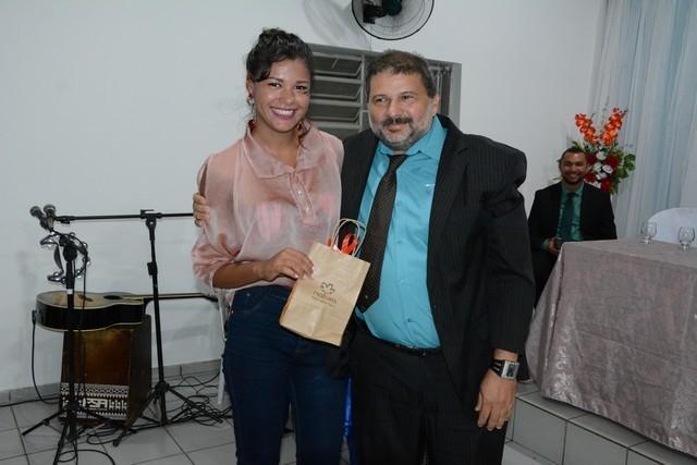 Prefeitura e Câmara realizaram Homenagem as Mulheres - Imagem 85