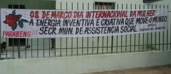 Dia da mulher é comemorado com palestras e momentos de beleza  - Imagem 1