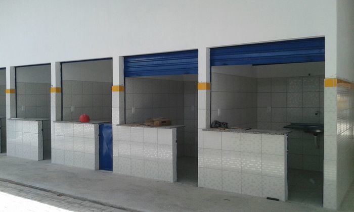 Empresa entrega obra do novo mercado em Beneditinos