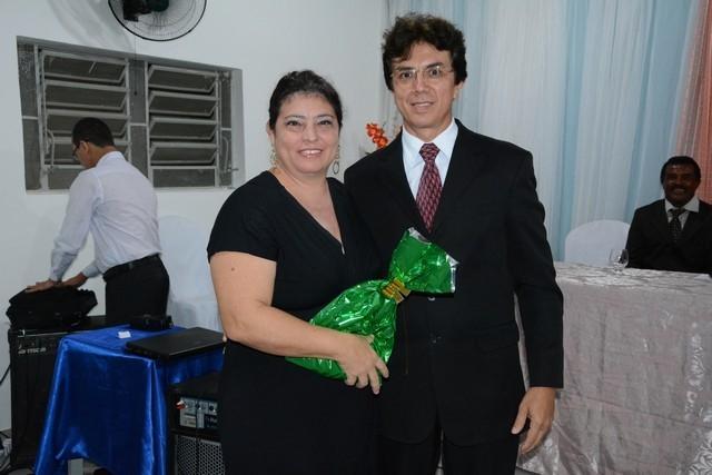 Prefeitura e Câmara realizaram Homenagem as Mulheres - Imagem 83