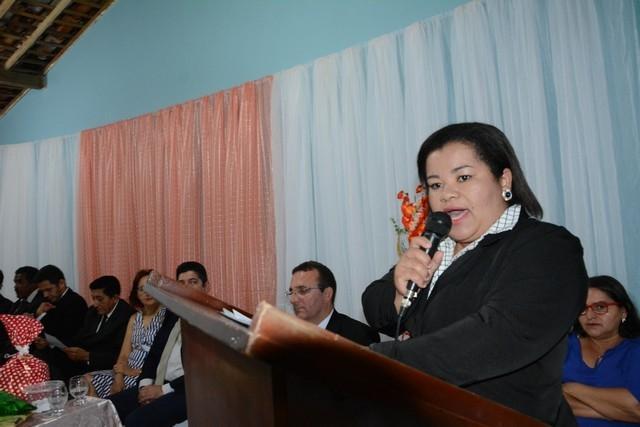 Prefeitura e Câmara realizaram Homenagem as Mulheres - Imagem 48