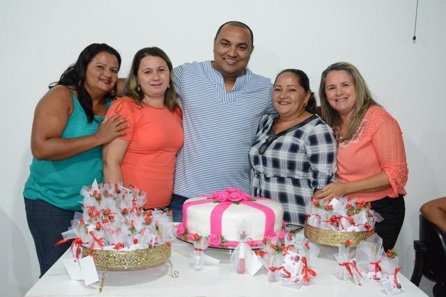 Prefeitura e Câmara realizaram Homenagem as Mulheres - Imagem 111