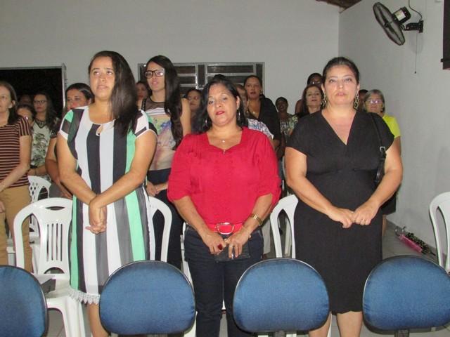 Prefeitura e Câmara realizaram Homenagem as Mulheres - Imagem 8