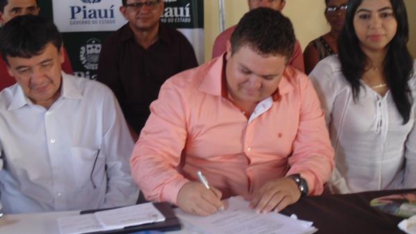 Governador Wellington Dias visita Santo Inácio do Piauí   - Imagem 54