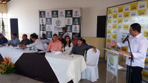 Governador Wellington Dias visita Santo Inácio do Piauí   - Imagem 3