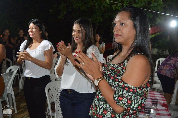 Amigas realizam aniversário surpresa para Secretária da SEMTAS. - Imagem 15