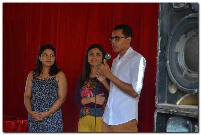 Secretaria Municipal de Educação entrega livros didáticos - Imagem 20