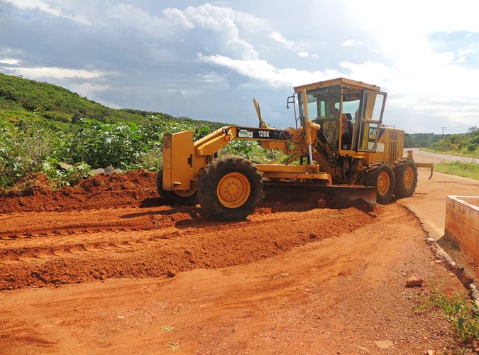 Município recupera estradas da zona rural de Pedro II - Imagem 11