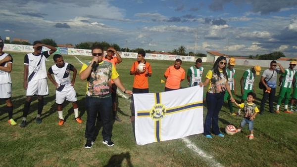 Com dois gols de Zé Flavio Matroá vence o campeonato municipal - Imagem 8