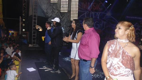 Veja fotos do show de Vicente Nery em Santo Inácio   - Imagem 34