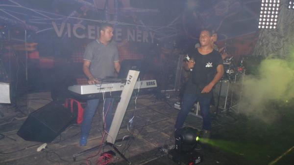 Veja fotos do show de Vicente Nery em Santo Inácio   - Imagem 7