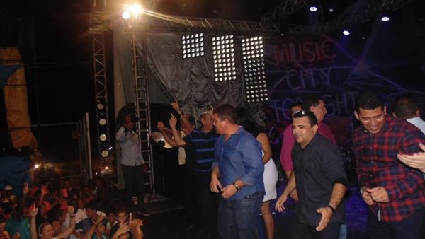 Veja fotos do show de Vicente Nery em Santo Inácio   - Imagem 56