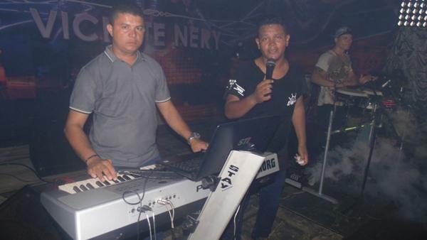 Veja fotos do show de Vicente Nery em Santo Inácio   - Imagem 9