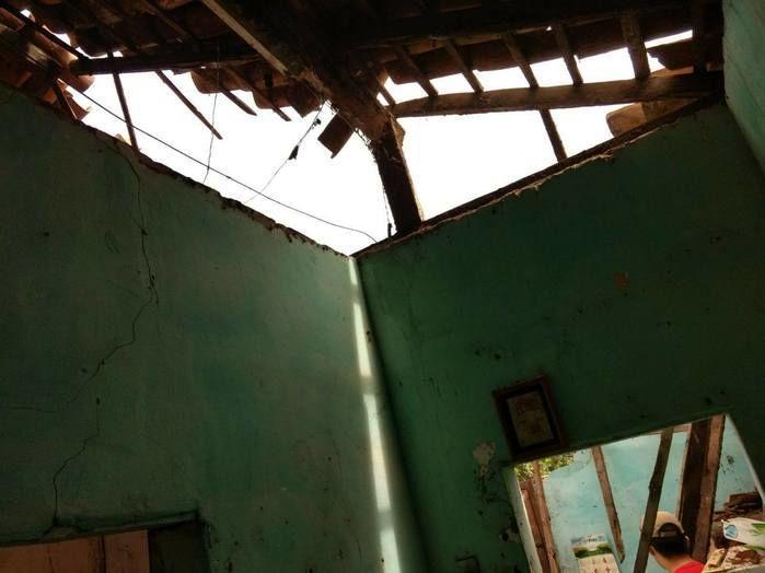 Devido forte chuva, teto de residência desaba em Parnaíba - Imagem 3