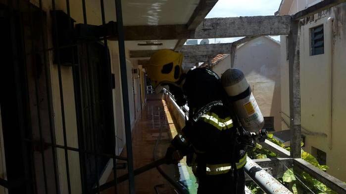 Incêndio em escritório no centro de Parnaíba causa destruição - Imagem 4