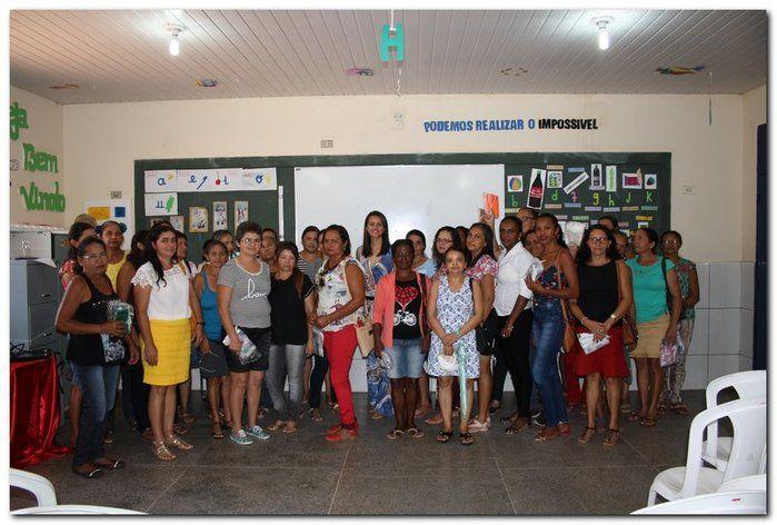 Merendeiras das escolas municipais passam por capacitação  - Imagem 8