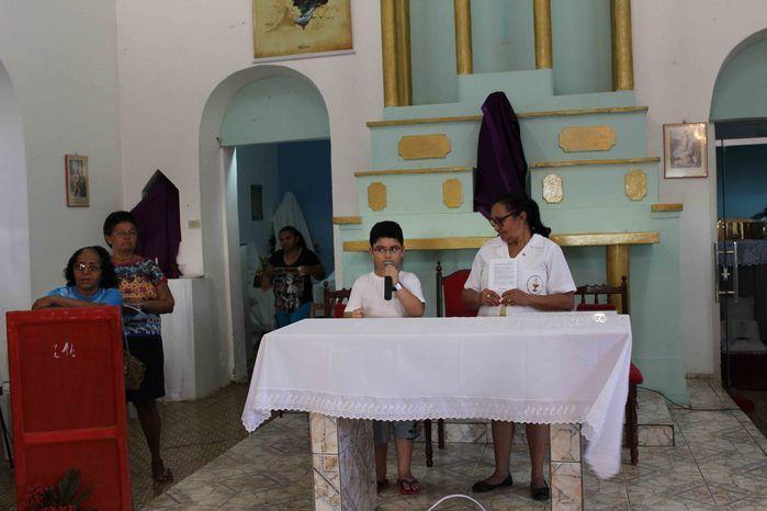 Procissão leva fiéis às ruas de Francinópolis - Imagem 90