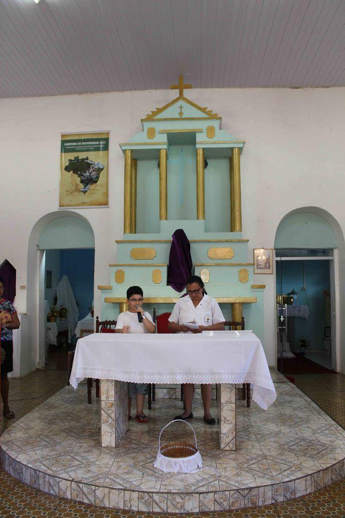 Procissão leva fiéis às ruas de Francinópolis - Imagem 91