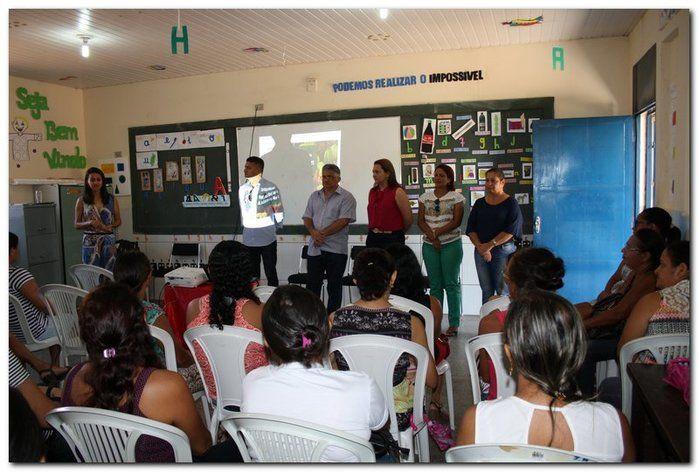 Merendeiras das escolas municipais passam por capacitação  - Imagem 4