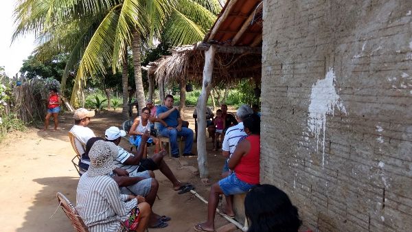 Prefeito participa de reunião com moradores de assentamento  - Imagem 4